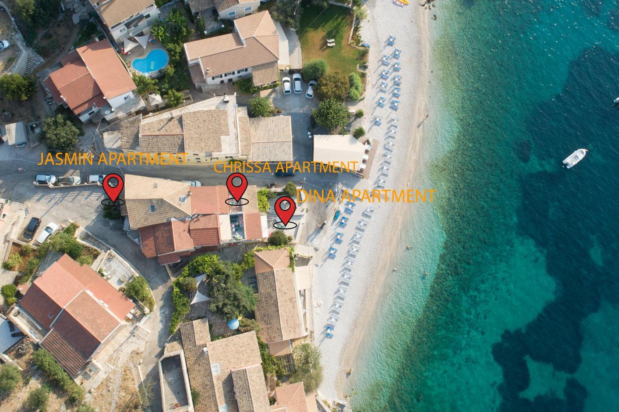 Kaminaki Beachfront Apartments Nisaki  Exterior photo